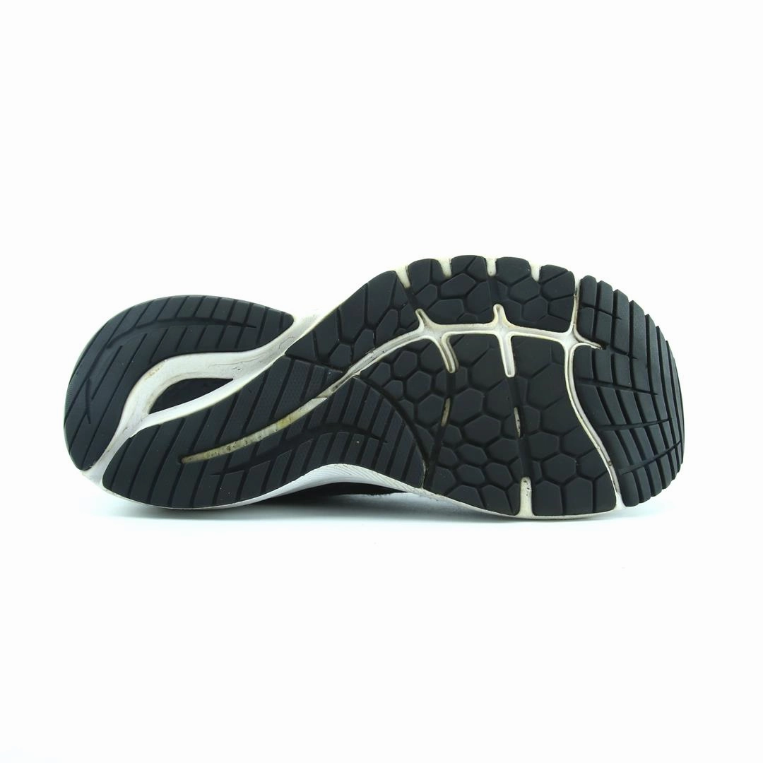 NEW BALANCE FRESH FOAM X 860V12 New Balance trainer visuals