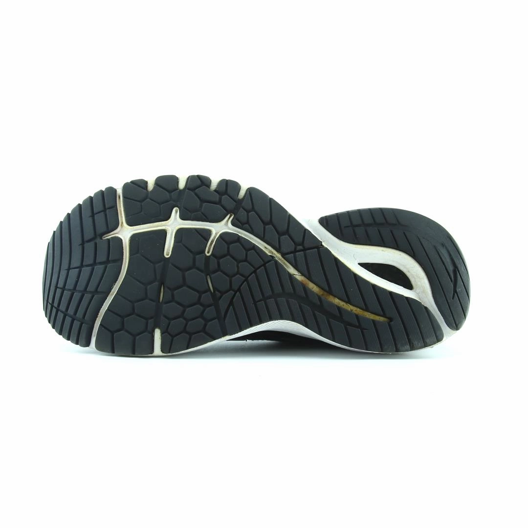 NEW BALANCE FRESH FOAM X 860V12 New Balance trainer visuals