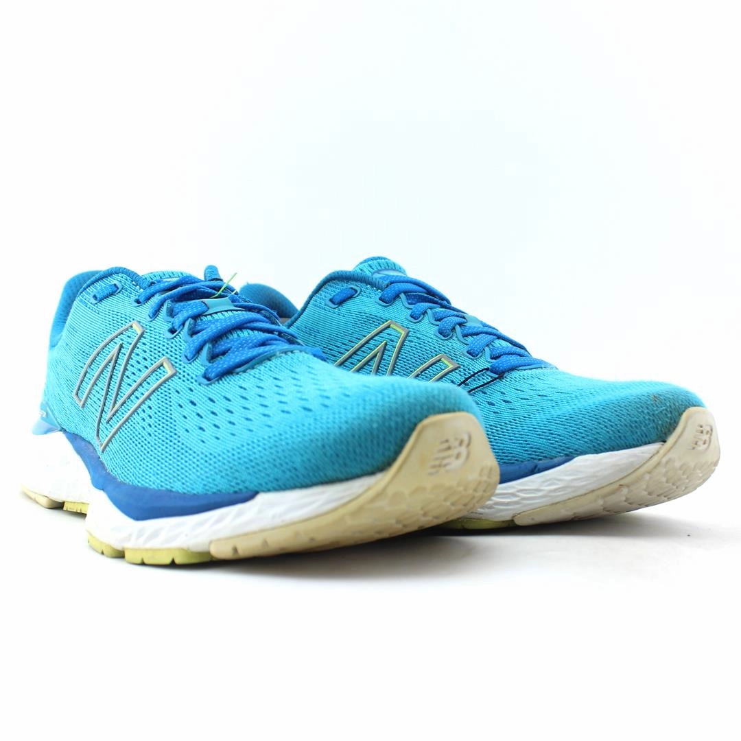NEW BALANCE FRESH FOAM X 880 V11 retro New Balance shoe shots
