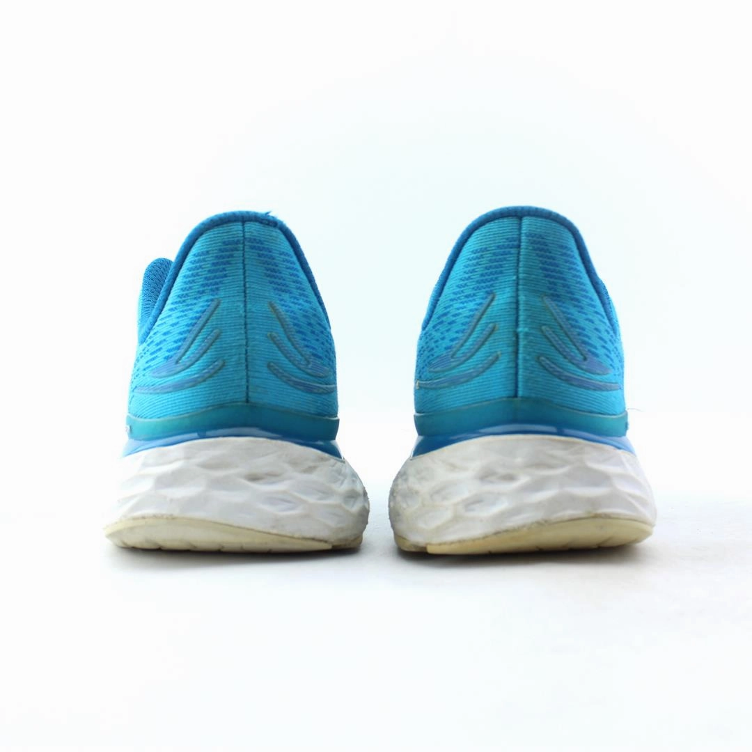 NEW BALANCE FRESH FOAM X 880 V11 retro New Balance shoe shots