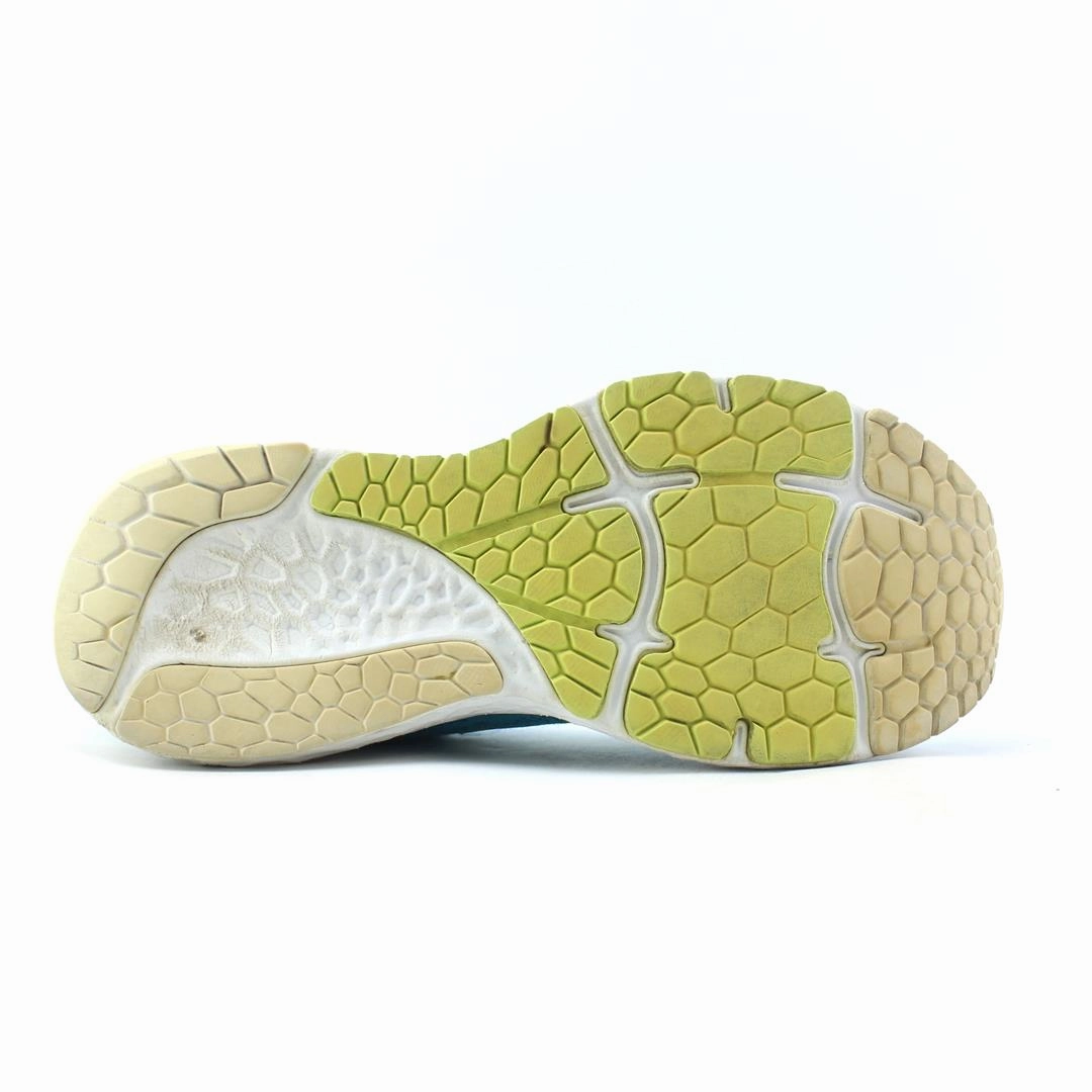 NEW BALANCE FRESH FOAM X 880 V11 retro New Balance shoe shots