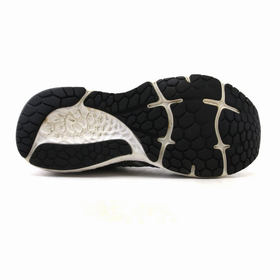 NEW BALANCE FRESH FOAM X 880V10 retro New Balance shoe shots