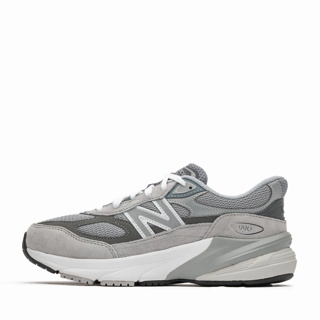 New Balance FuelCell 990v6 (PS) - Grey New Balance casual trainers with arch support