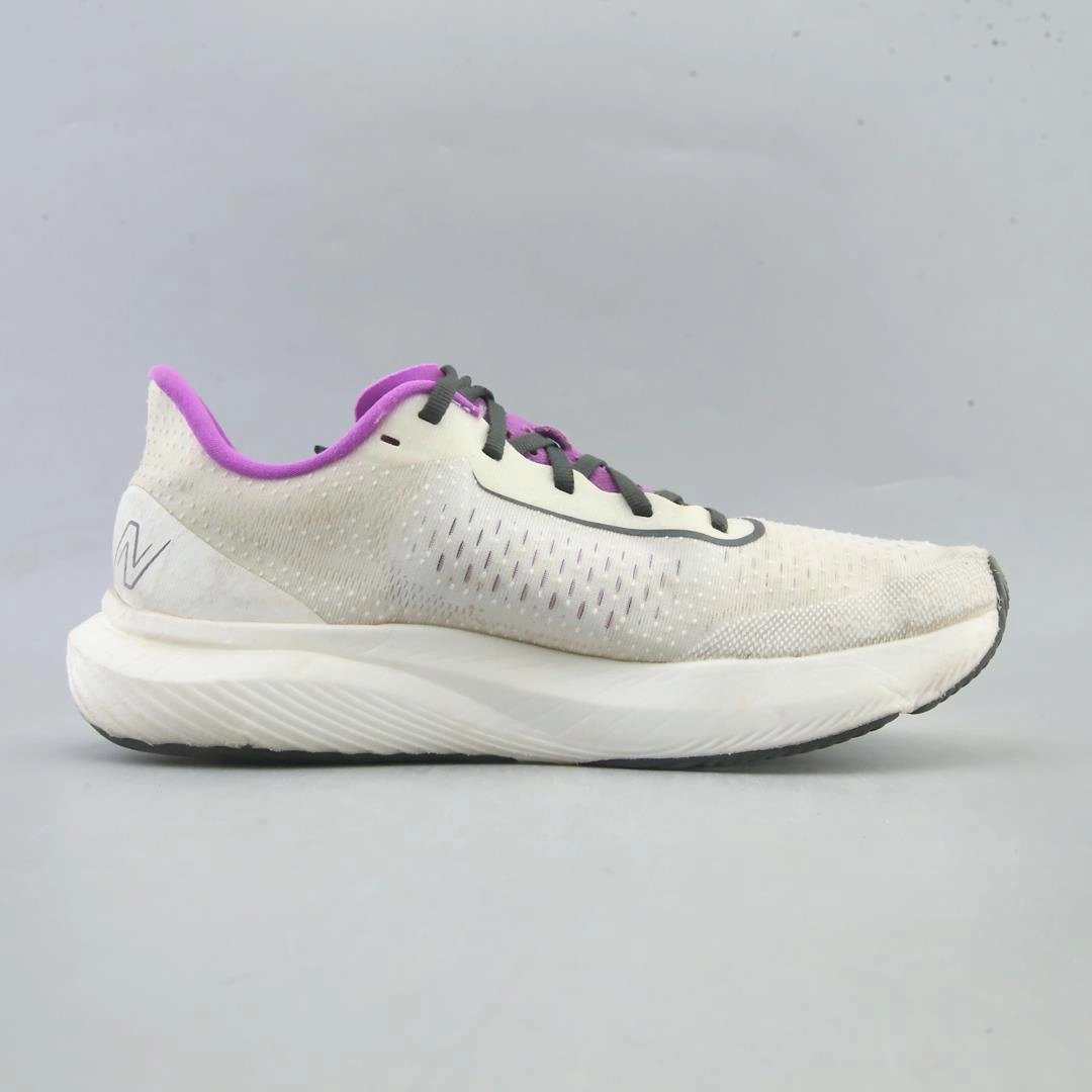 NEW BALANCE FUELCELL REBEL V3 stylish New Balance designs