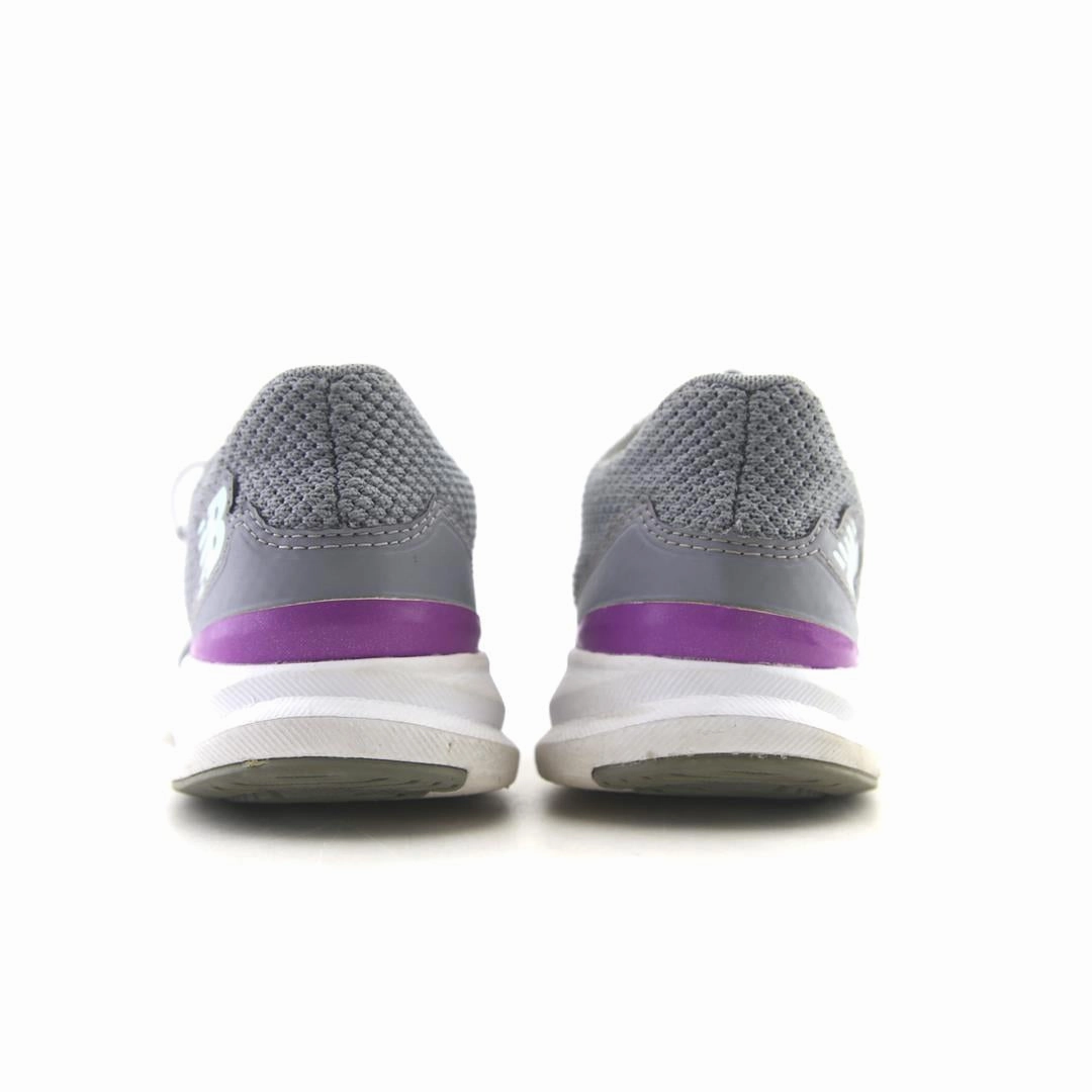 NEW BALANCE FUELCELL VIZO PRO RUN V1 retro New Balance shoe shots