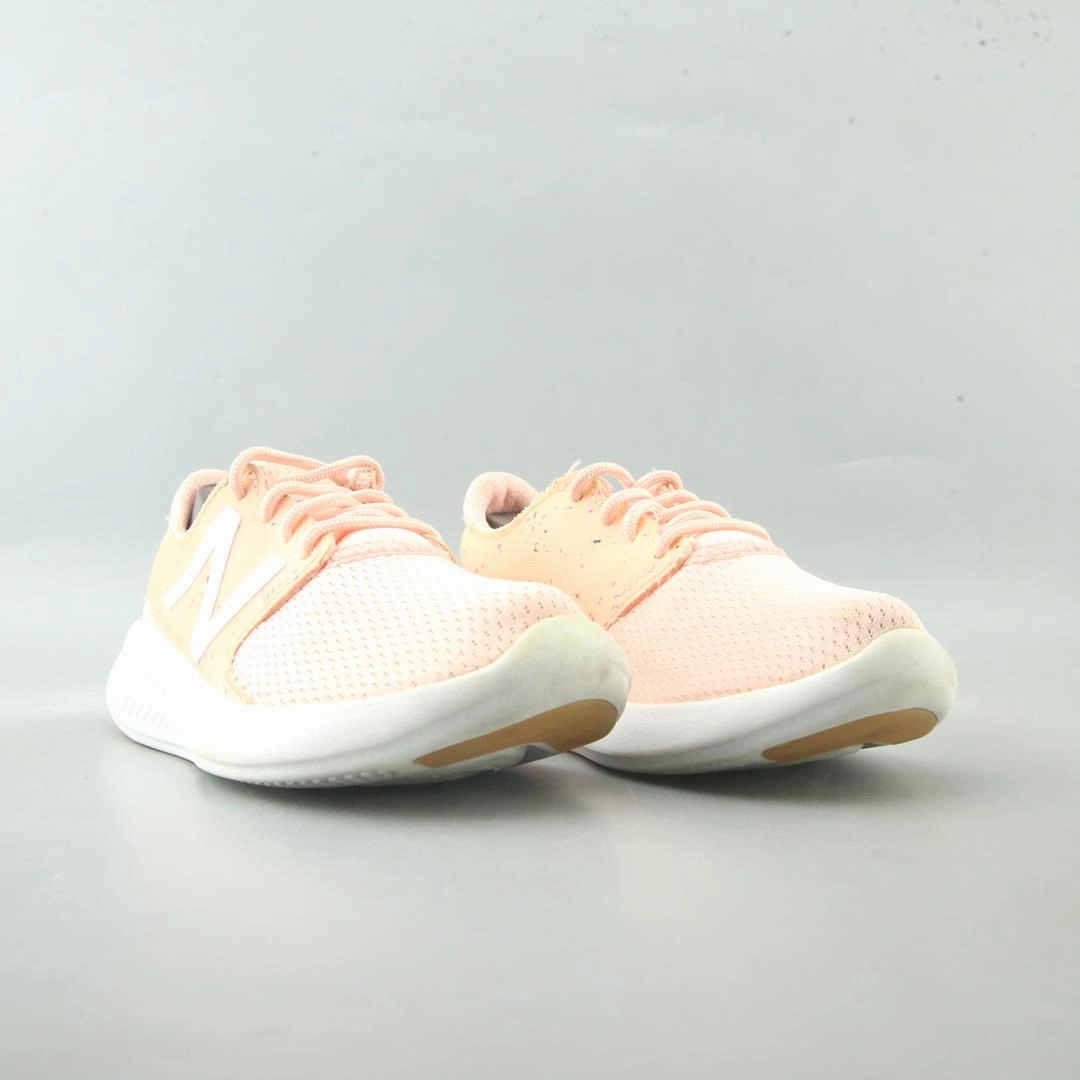 NEW BALANCE  FUELCORE COAST V1 New Balance casual shoe looks