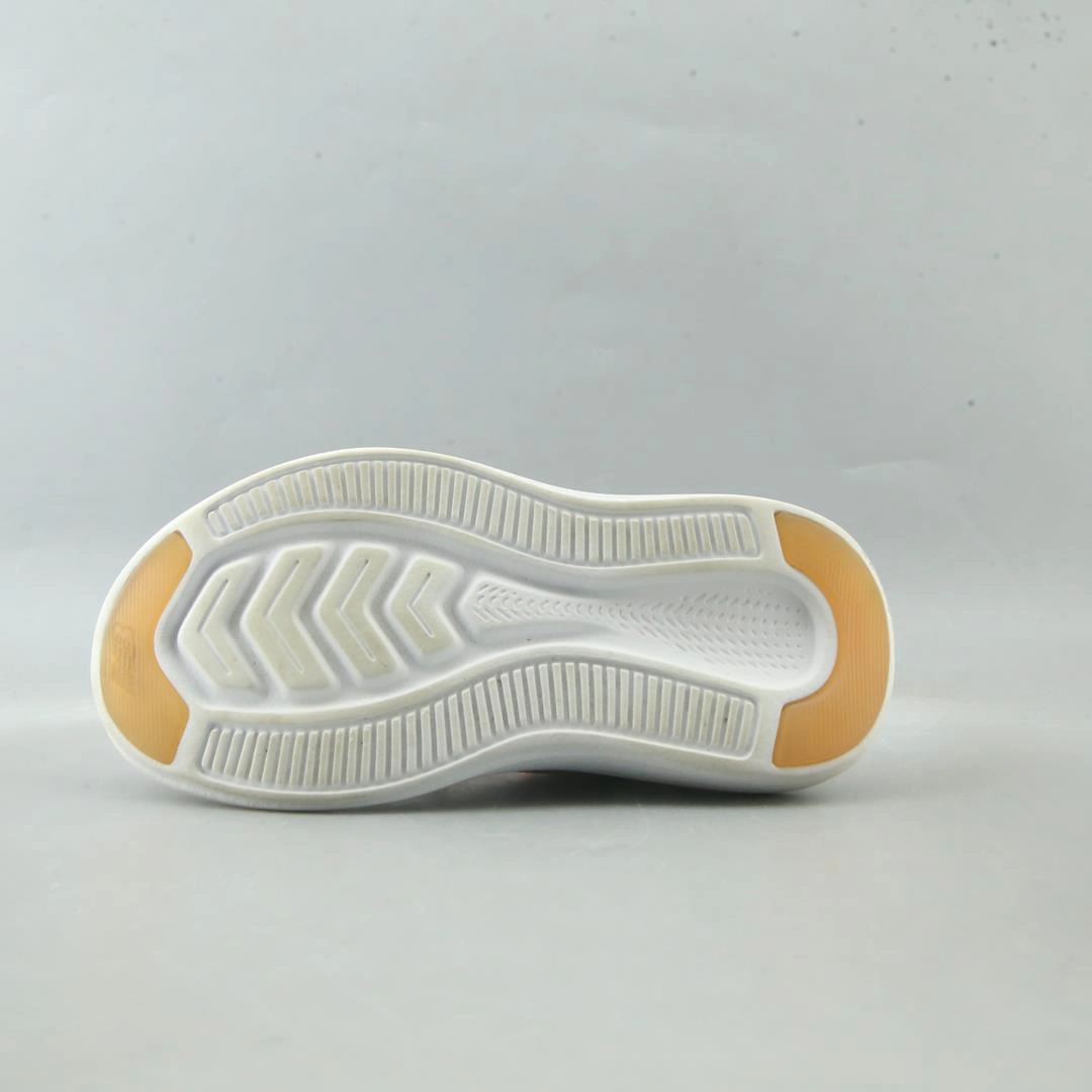 NEW BALANCE  FUELCORE COAST V1 New Balance casual shoe looks