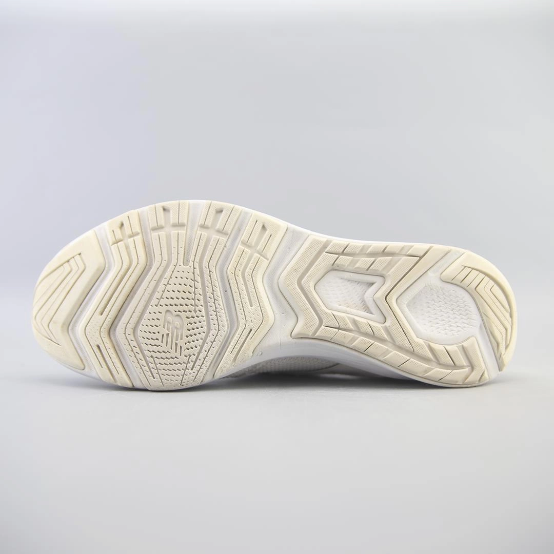 NEW BALANCE FUELCORE NERGIZE New Balance casual shoe looks