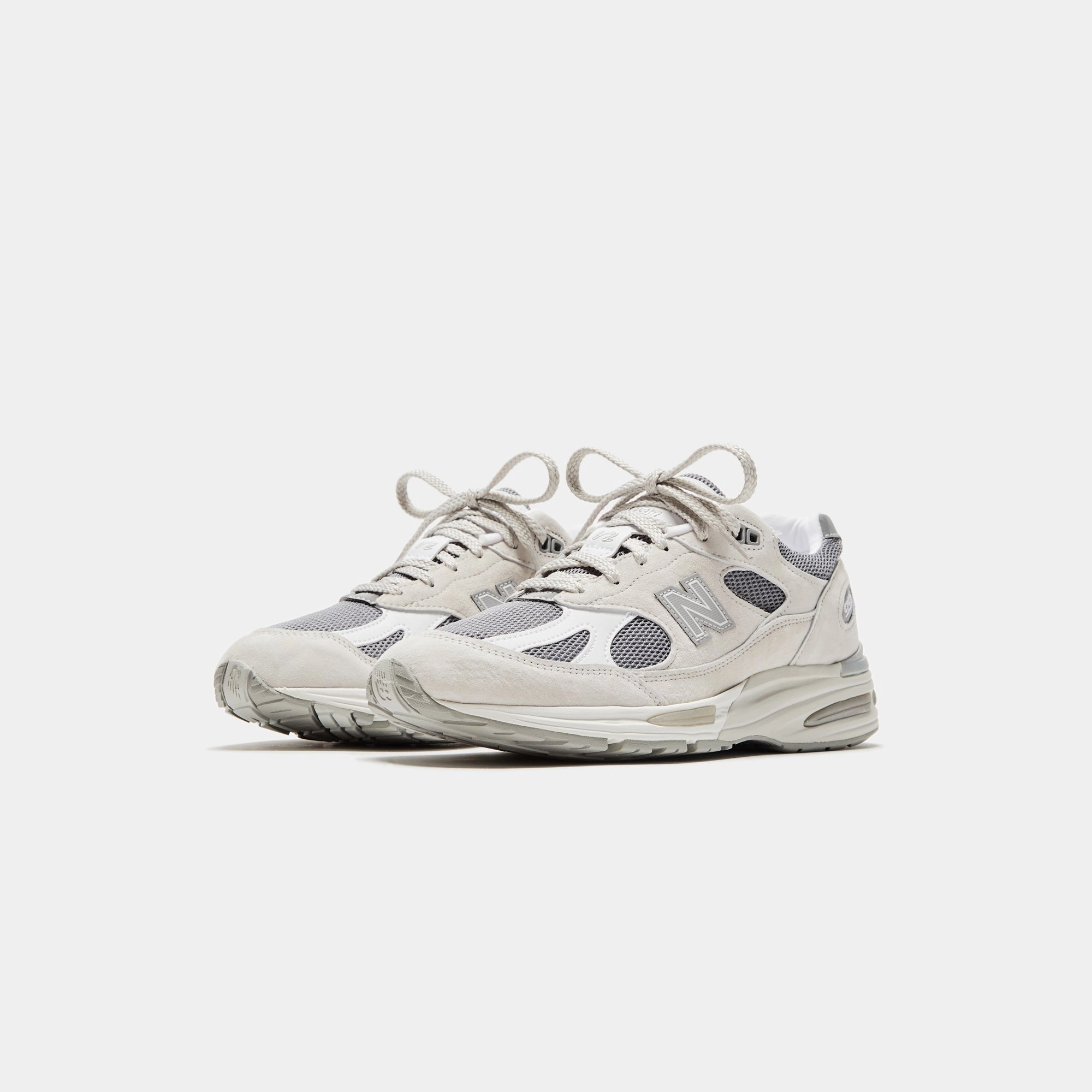 New Balance Made in UK 991v2 - Nimbus Cloud Nike Air Force 1 edition
