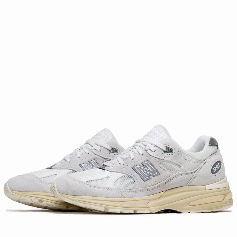 New Balance Made in UK 991v2 - Wind Chime/White New Balance versatile casual sneakers