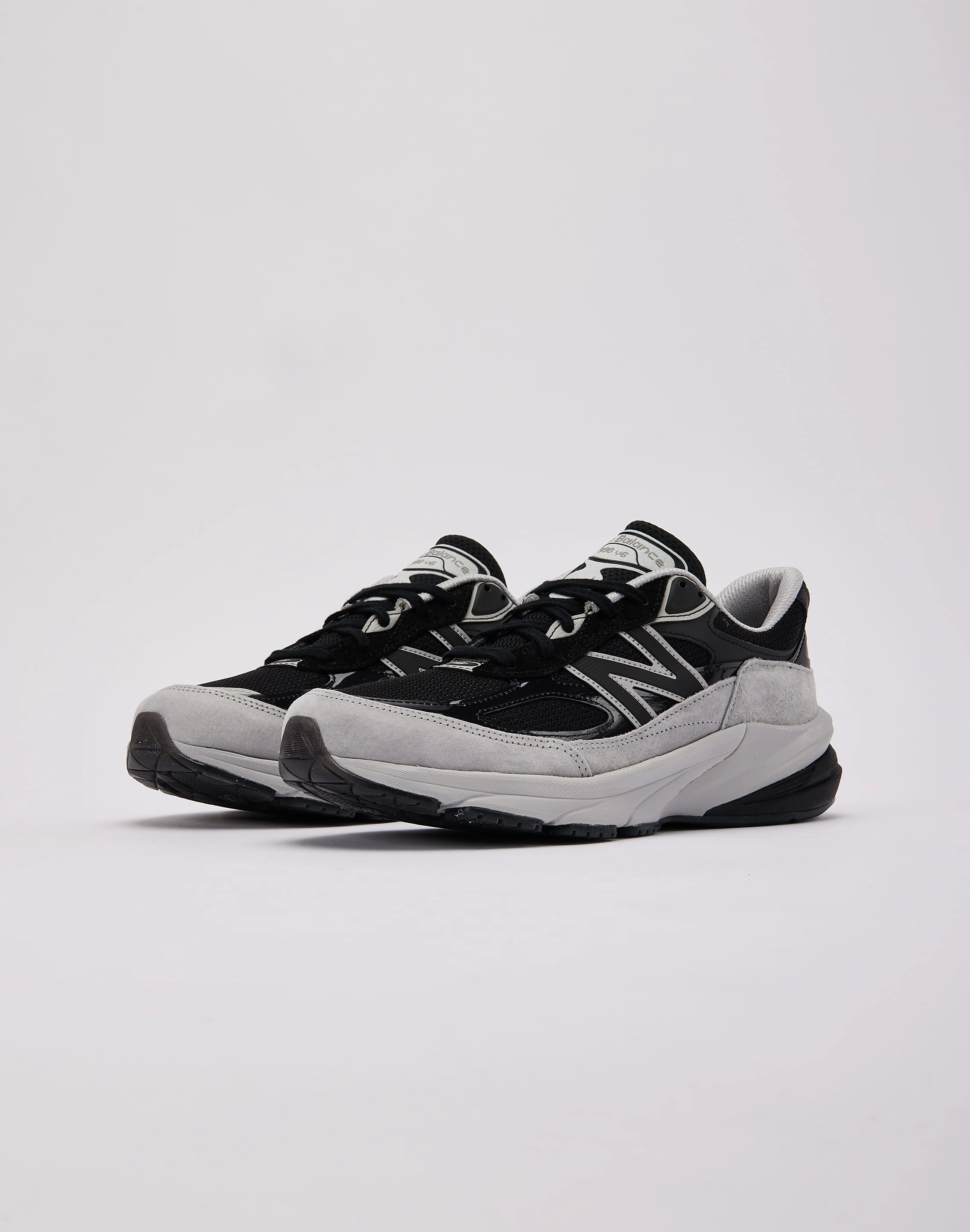 New Balance MADE In USA 990v6 Cushioned Shoes