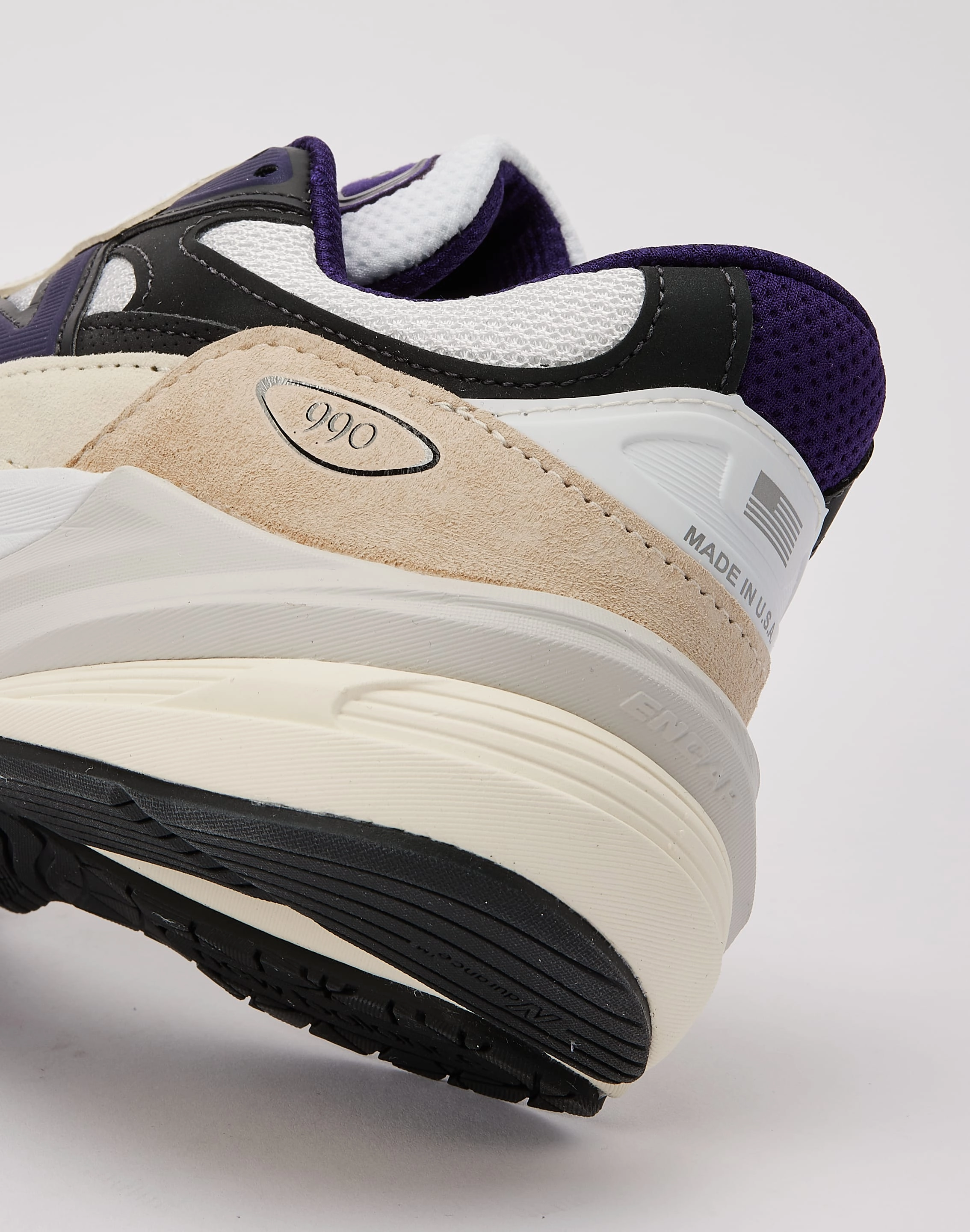 New Balance MADE In USA 990v6 Cushioned Shoes