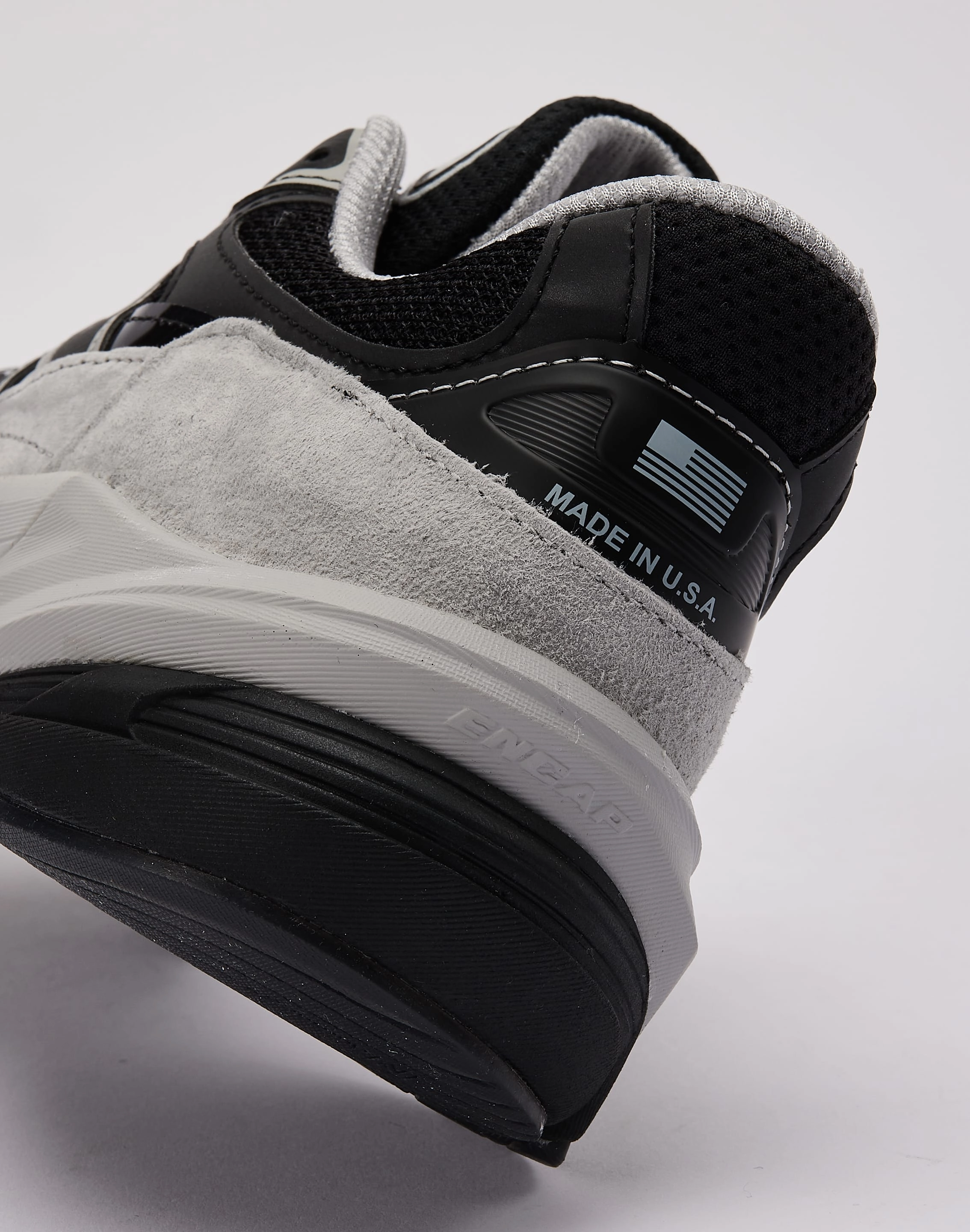 New Balance MADE In USA 990v6 Cushioned Shoes