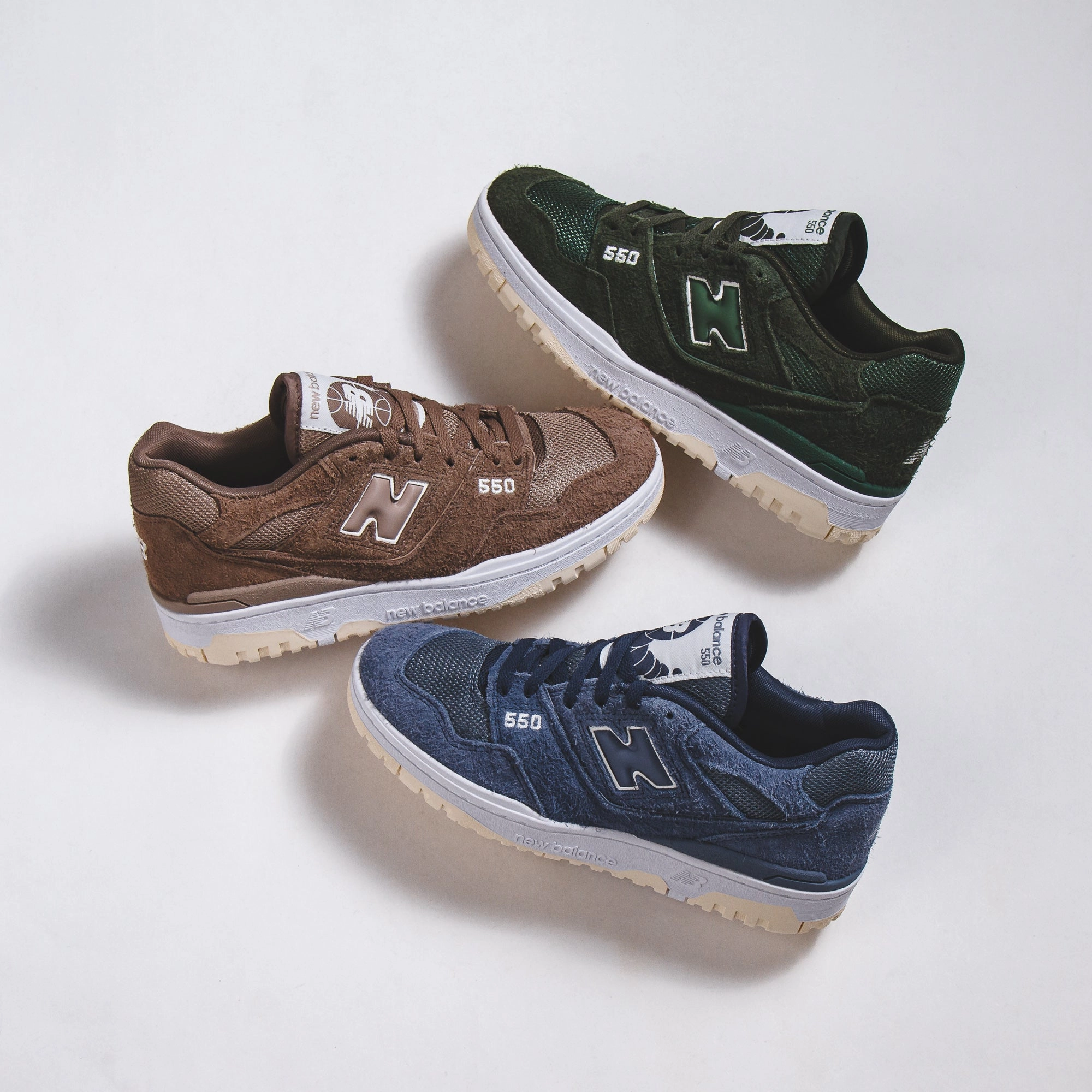 New Balance Men 550 Mushroom BB550PHA classic New Balance pictures
