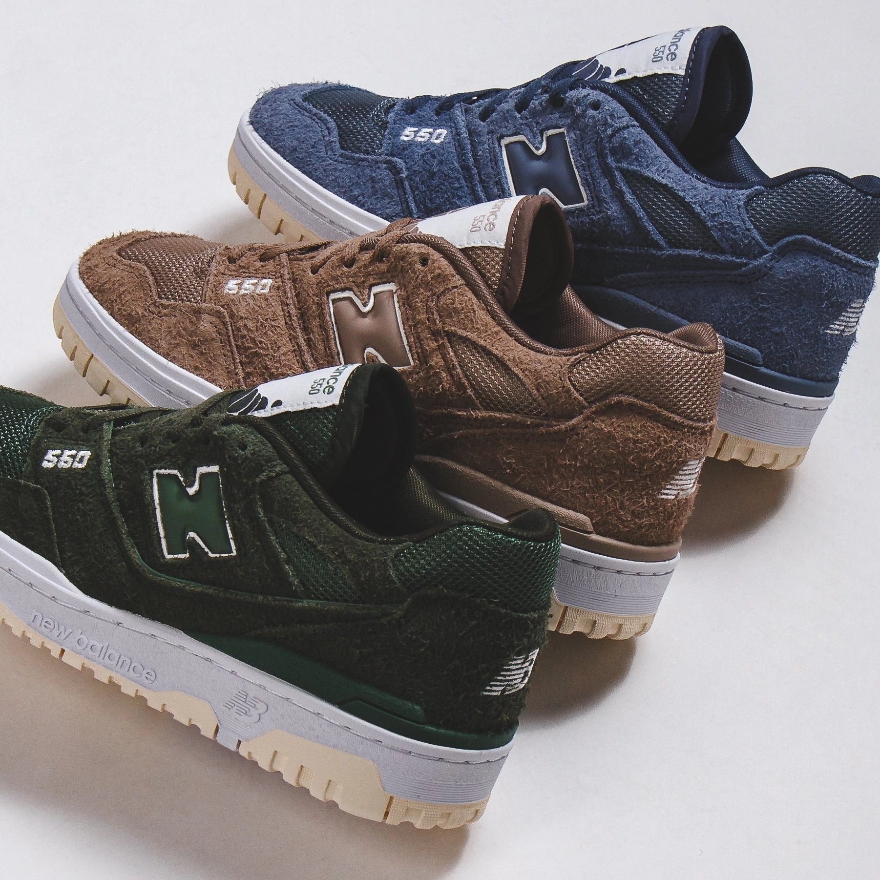 New Balance Men 550 Mushroom BB550PHA classic New Balance pictures