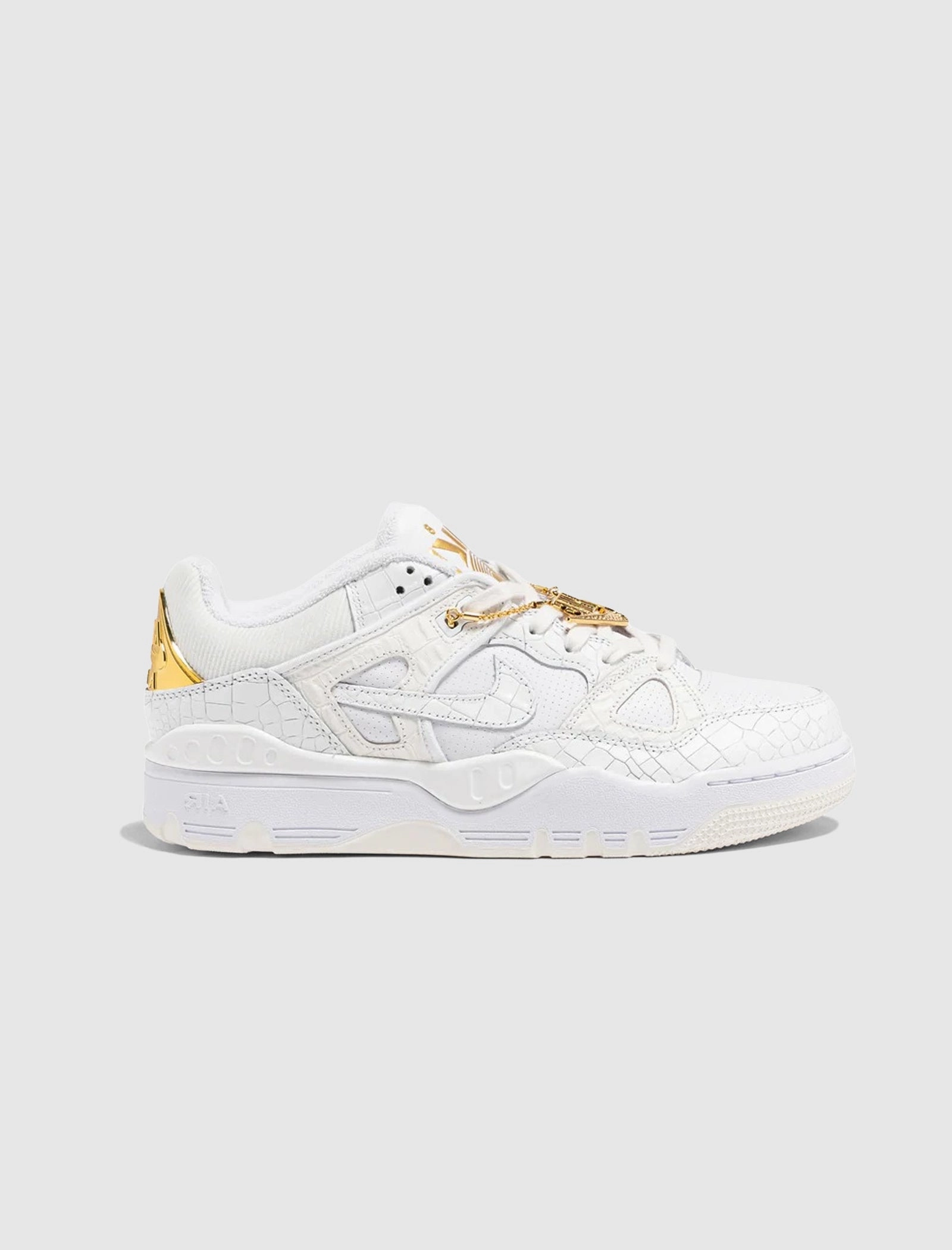 NIGO AIR FORCE 3 LOW "WHITE CROC" Nike lifestyle shoes with signature style