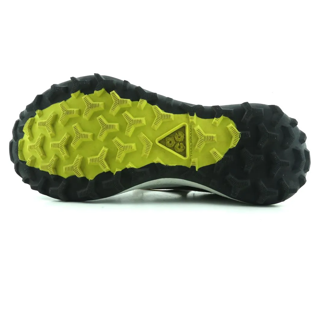 NIKE ACG LOWCATE sporty Nike shoe designs