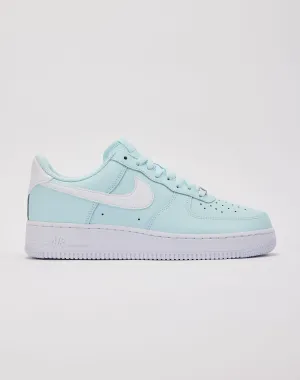 Nike  Air Force 1 '07 Nike casual sneakers with modern design