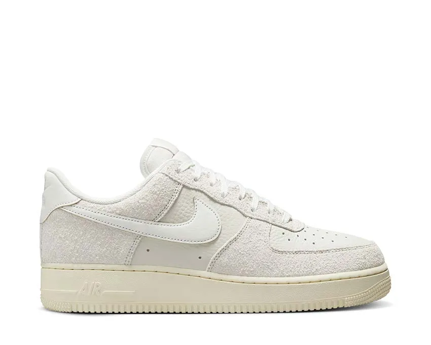 Nike Air Force 1 '07 LX "Light Bone" Nike classic sneakers for everyday motion