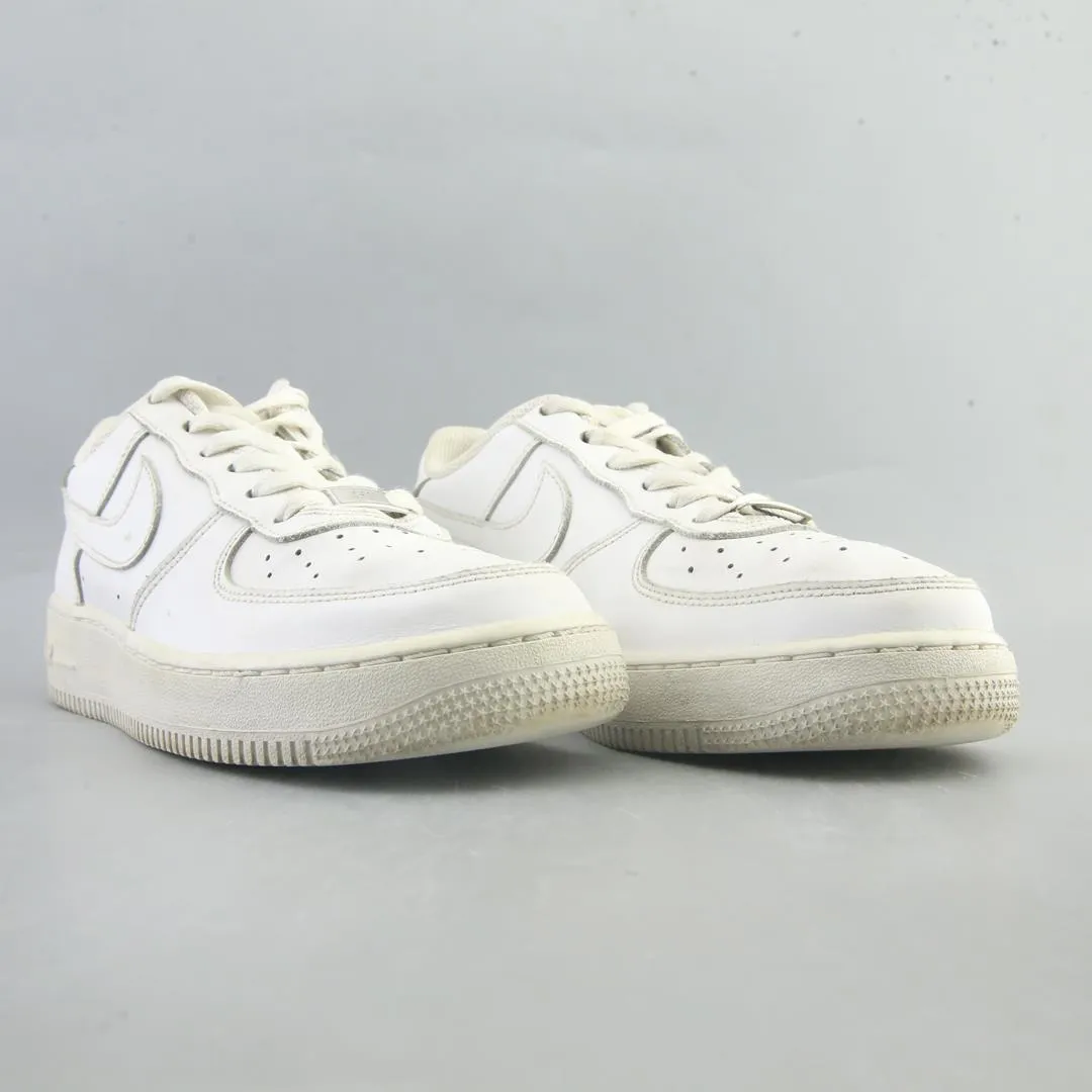 NIKE AIR FORCE 1 classic Nike shoe photos