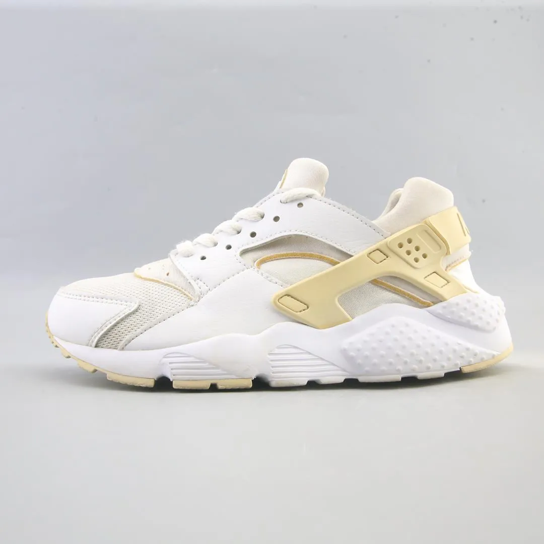 NIKE AIR HUARACHE Nike sleek running shoe styles