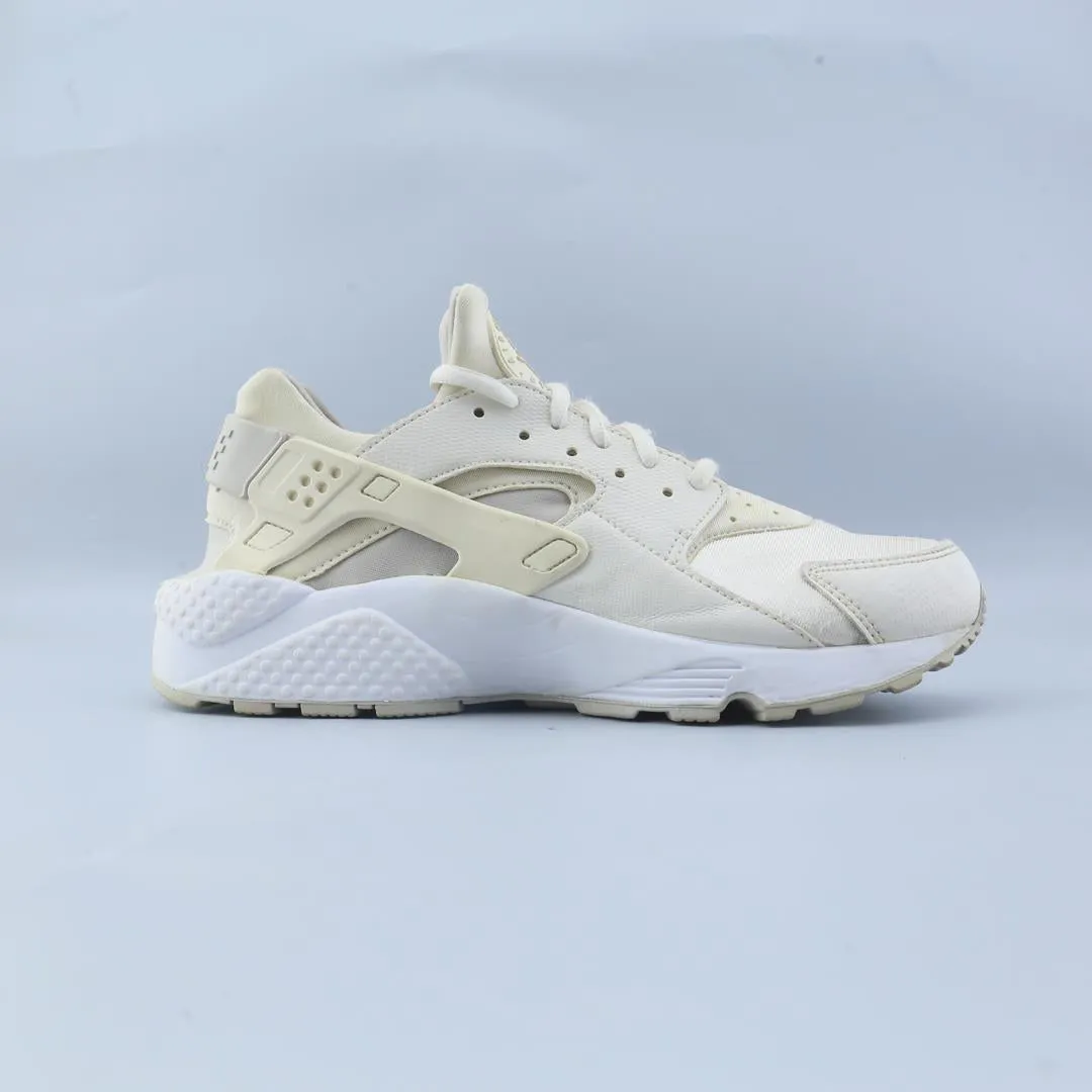 NIKE AIR HUARACHE Nike athletic footwear visuals