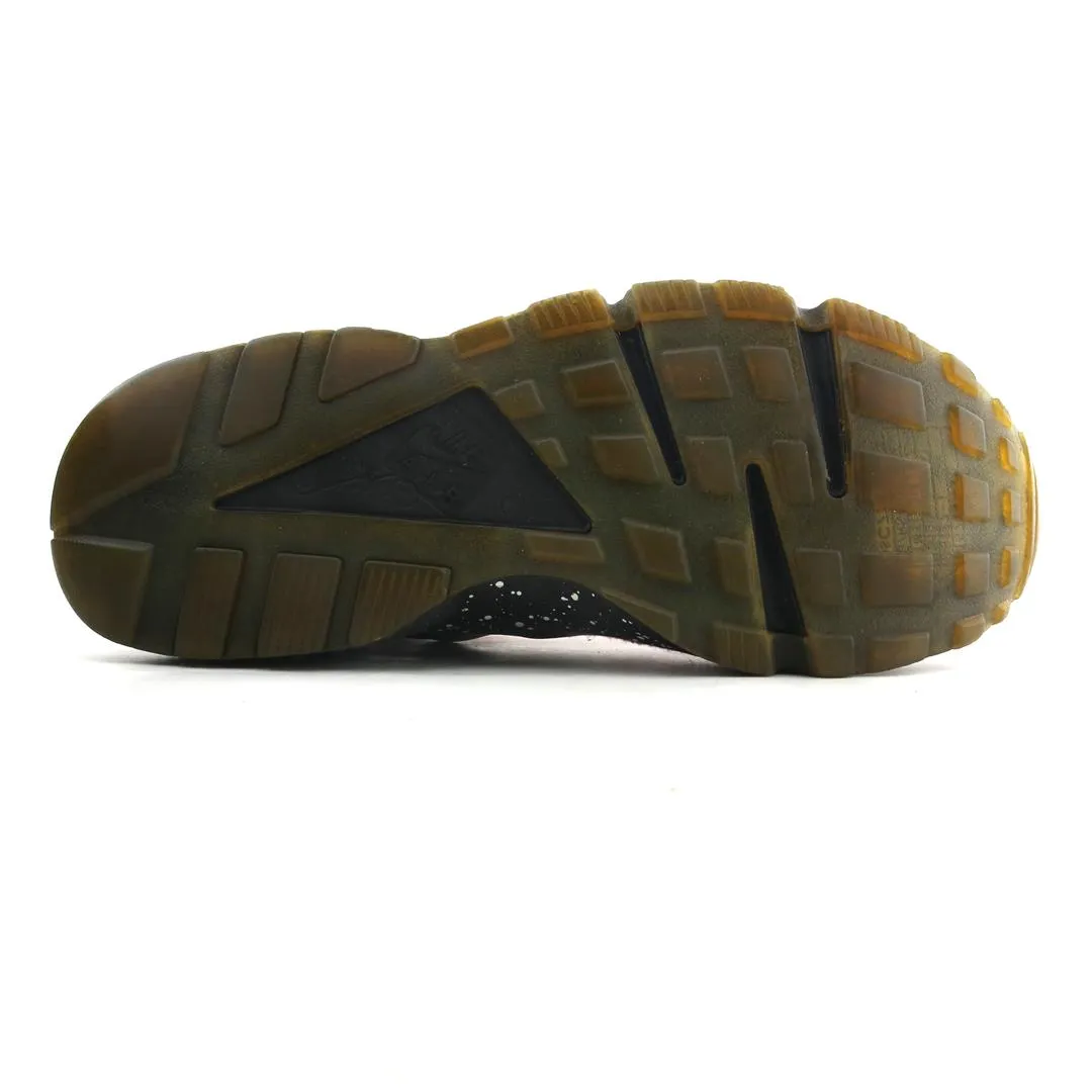 NIKE AIR HUARACHE RUN sporty Nike shoe designs