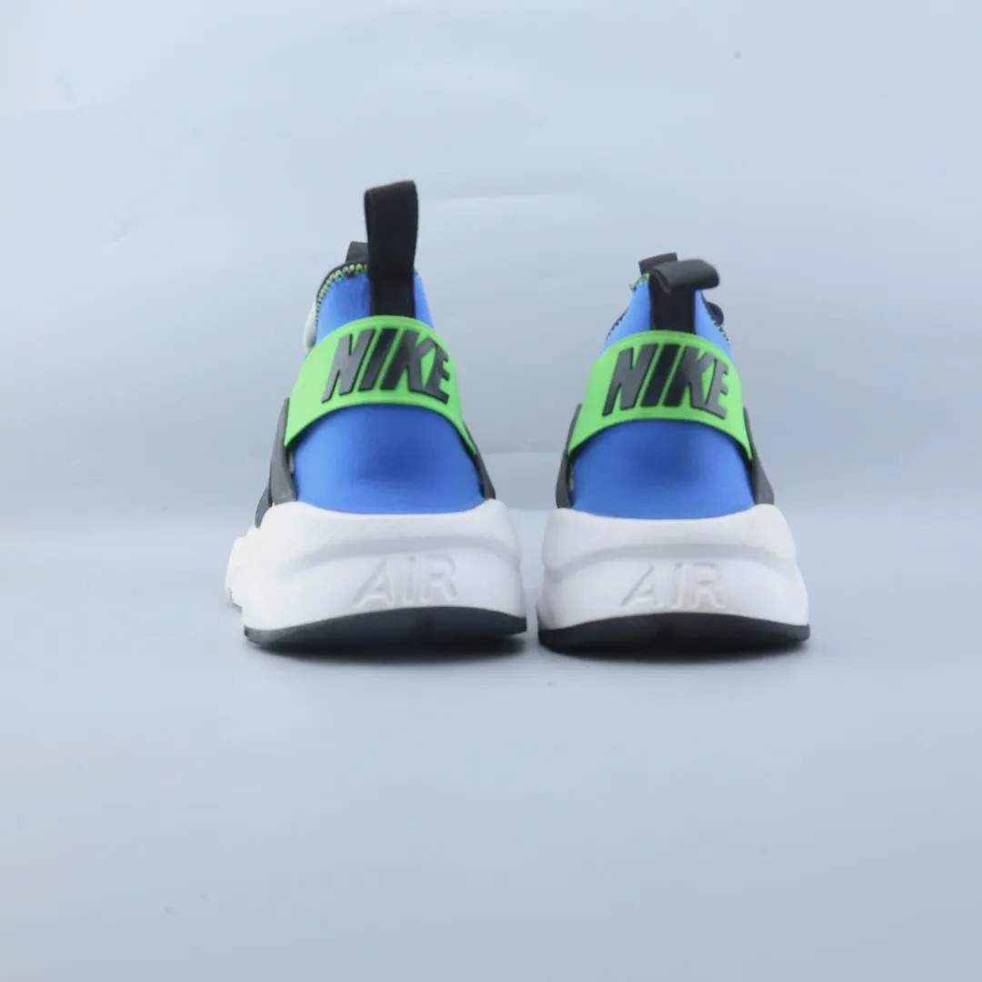 NIKE AIR HUARACHE RUN ULTRA Nike sneaker detail shots