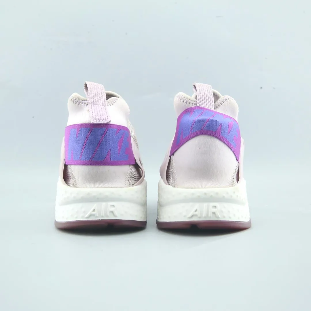 NIKE AIR HUARACHE RUN ULTRA Nike sneaker detail shots