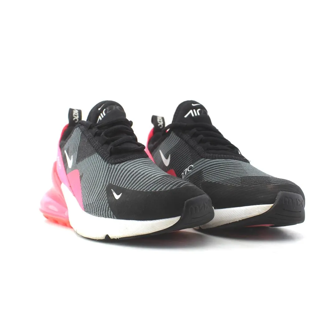 NIKE  AIR MAX 270 Nike running shoe close-ups