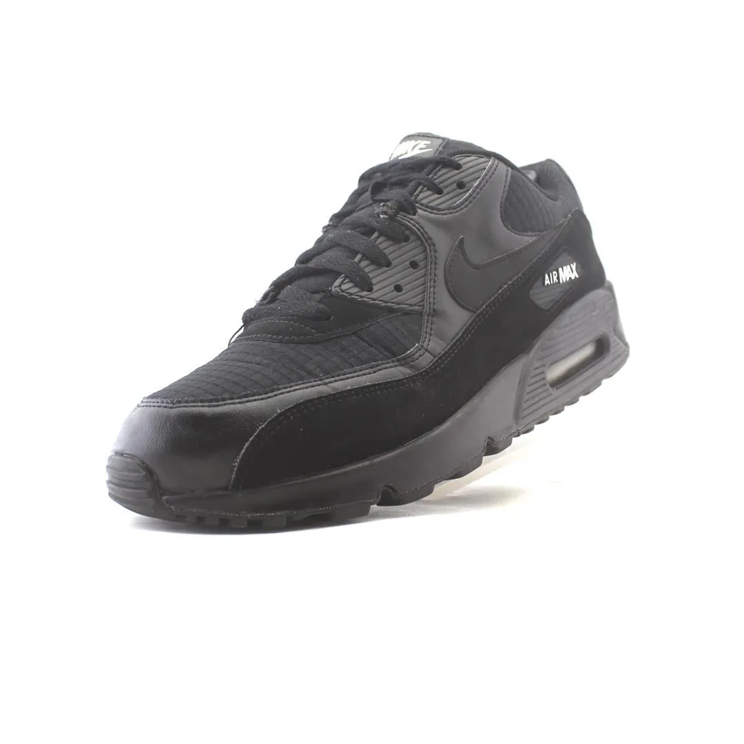 NIKE AIR MAX 90 ESSENTIAL Nike sneaker detail shots