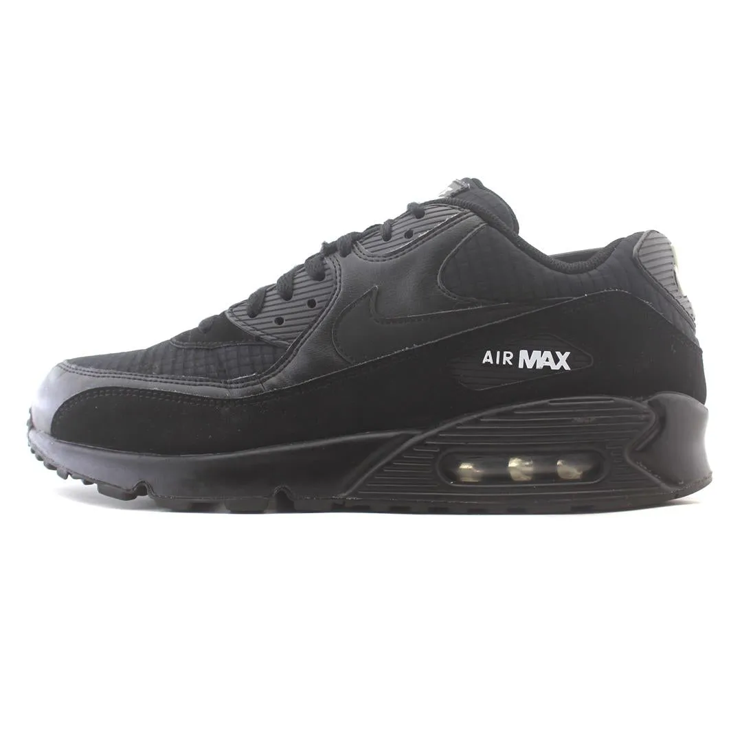 NIKE AIR MAX 90 ESSENTIAL Nike innovative sneaker designs