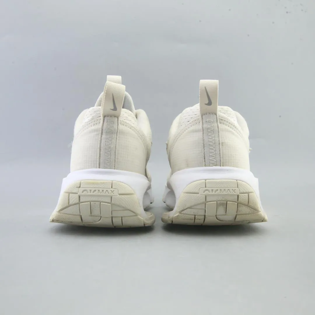 NIKE AIR MAX INTRLK sleek Nike sneaker angles