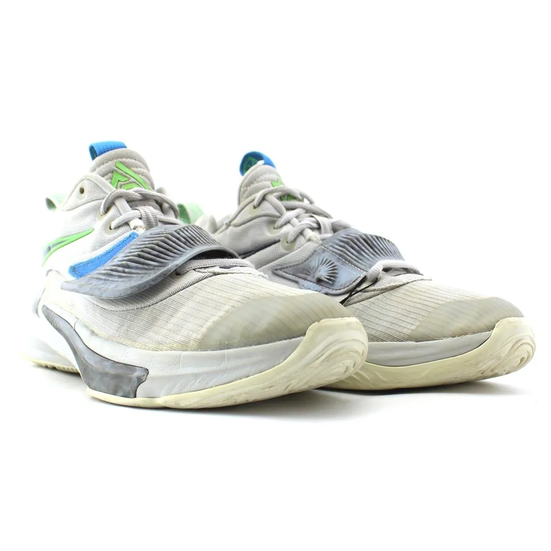 NIKE AIR ZOOM FREAK 3 Nike athletic footwear visuals