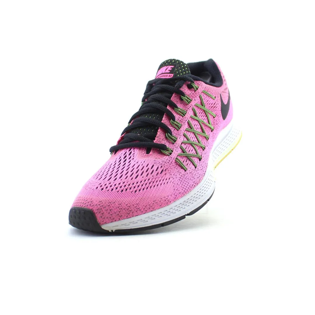 NIKE AIR ZOOM PEGASUS 32 vibrant Nike shoe colors