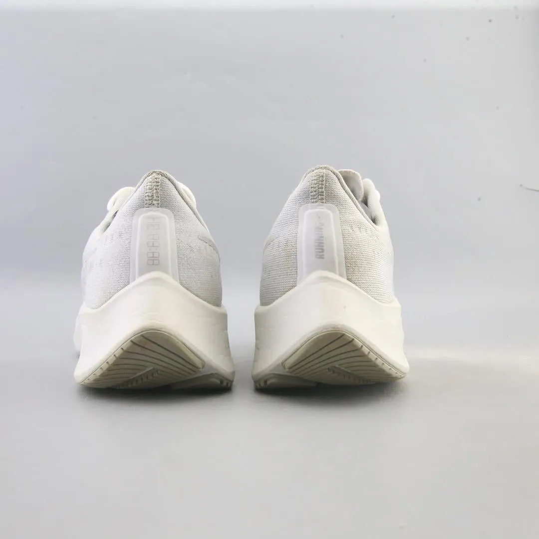 NIKE  AIR ZOOM PEGASUS 37 modern Nike footwear styles