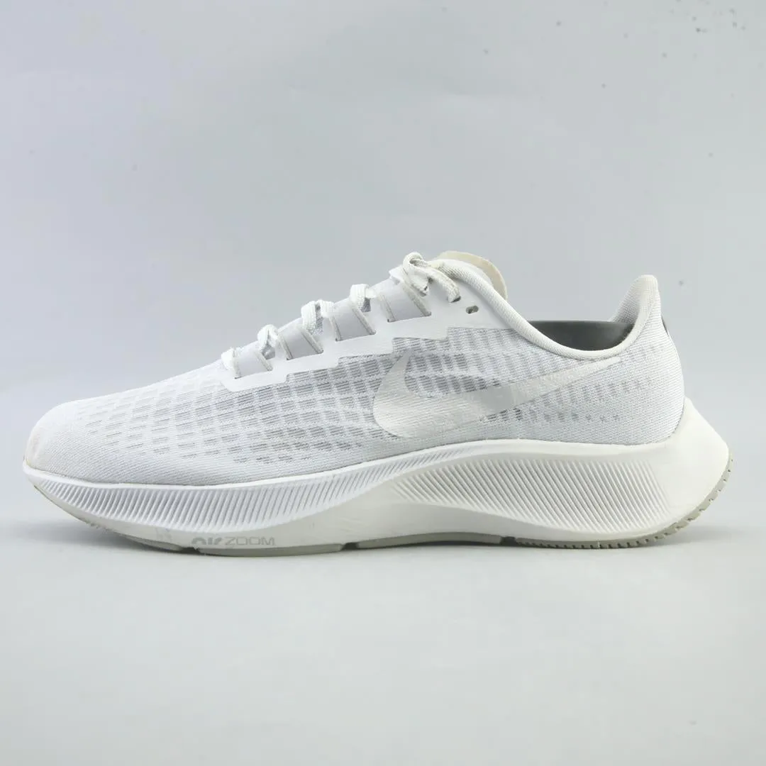 NIKE AIR ZOOM PEGASUS 37 Nike supportive fitness footwear