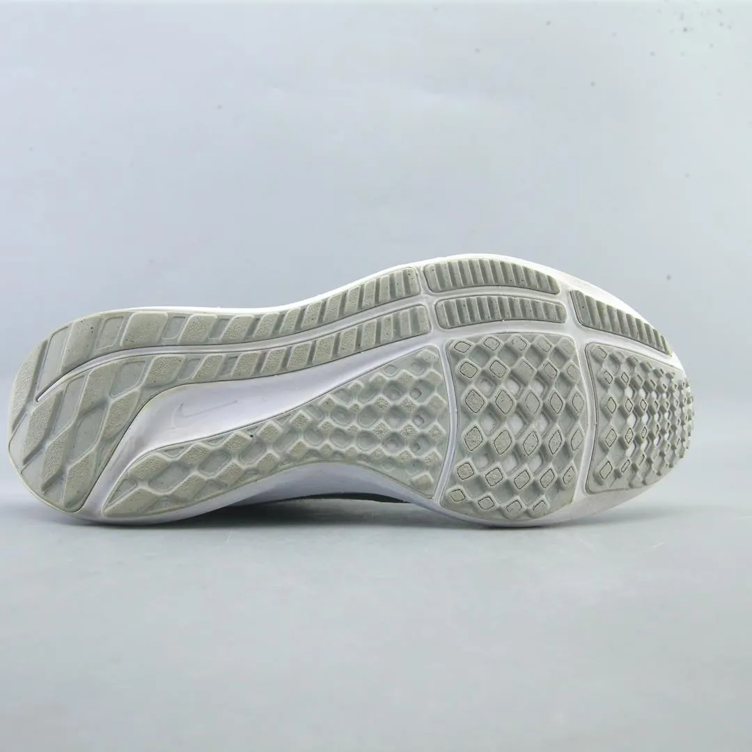 NIKE AIR ZOOM PEGASUS 40 sporty Nike shoe designs