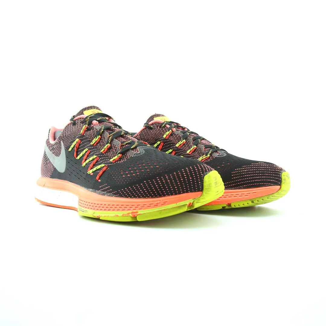 NIKE  AIR ZOOM VOMERO 10 Nike athletic footwear visuals