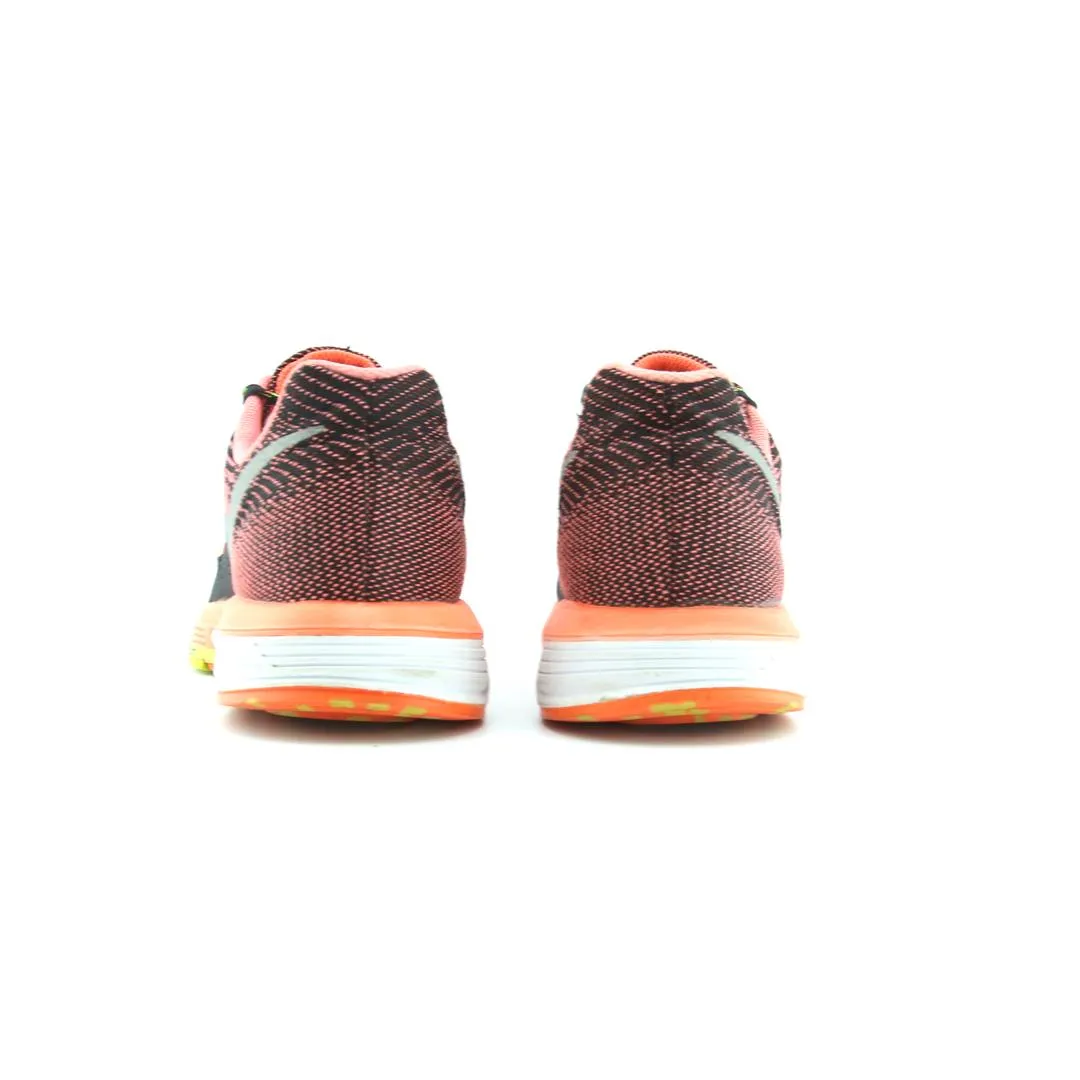 NIKE  AIR ZOOM VOMERO 10 Nike athletic footwear visuals