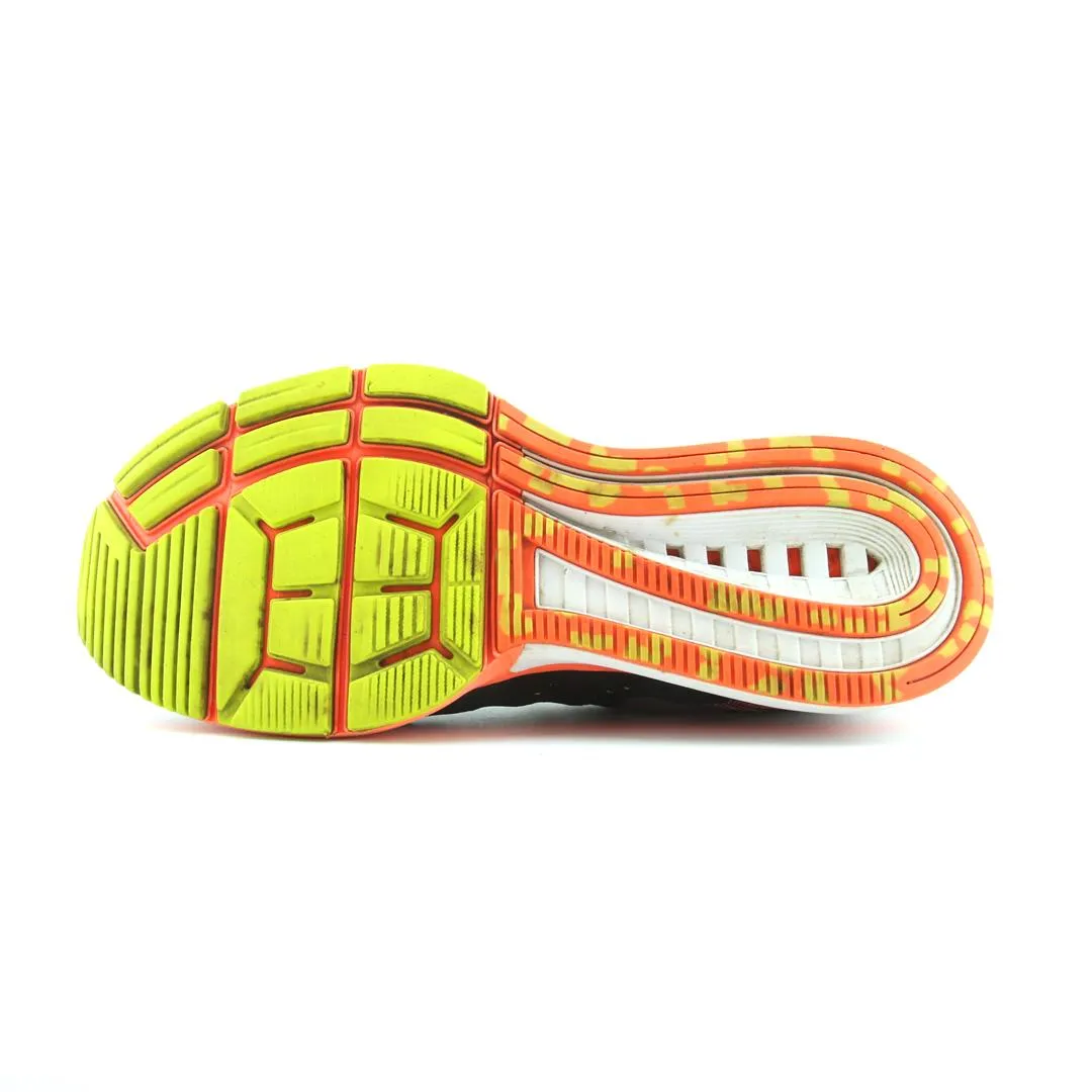 NIKE  AIR ZOOM VOMERO 10 Nike athletic footwear visuals