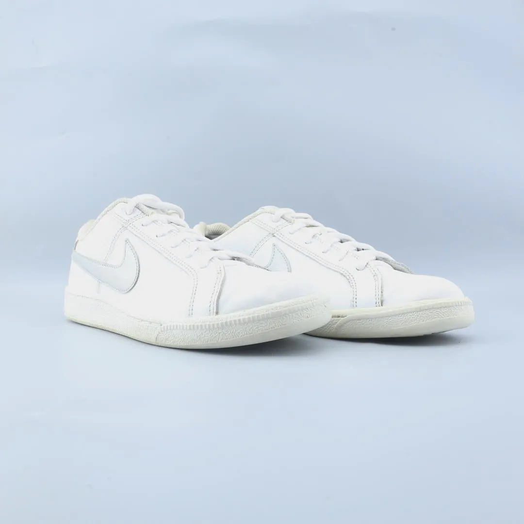 NIKE COURT ROYALE Nike athletic footwear visuals