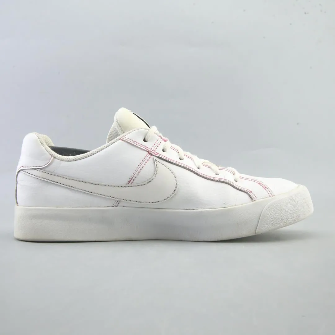 NIKE COURT ROYALE sleek Nike sneaker angles