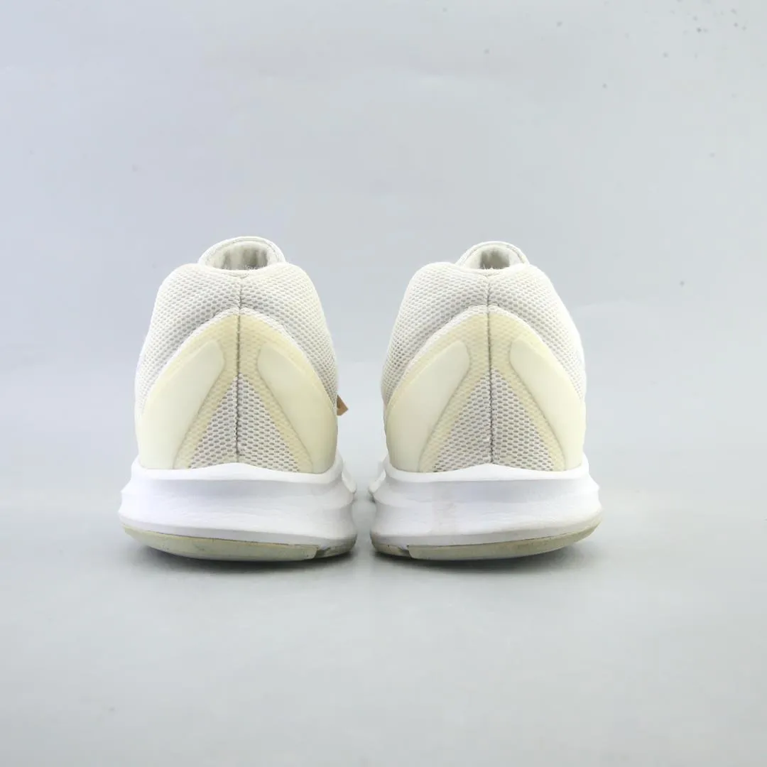 NIKE DOWNSHIFTER 7 classic Nike shoe photos