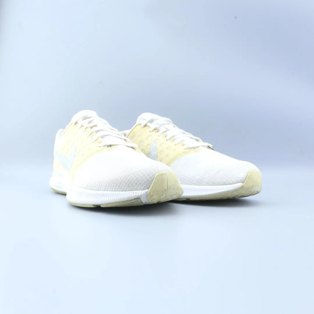 NIKE DOWNSHIFTER 7 Nike athletic footwear visuals