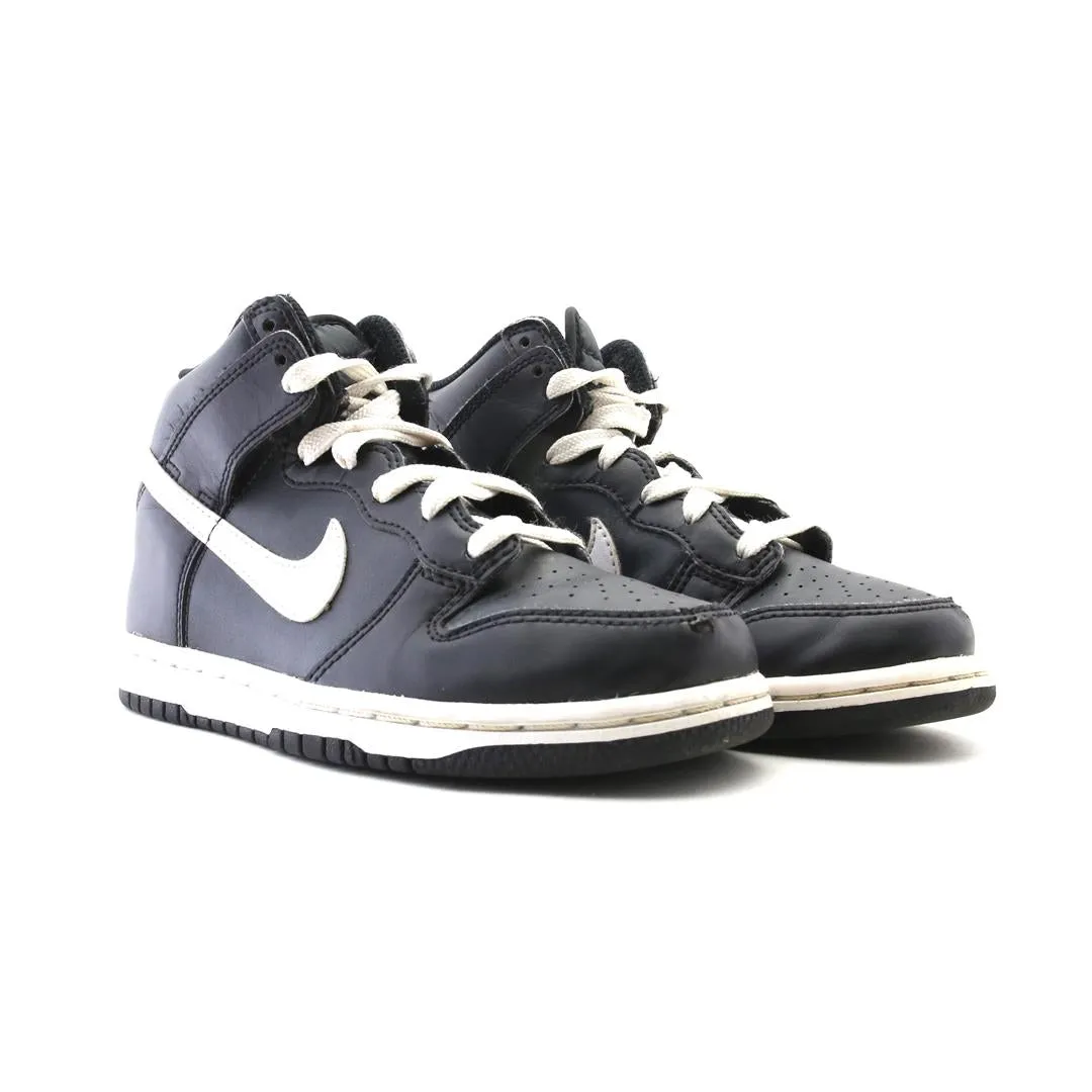 NIKE  DUNK HIGH classic Nike shoe photos