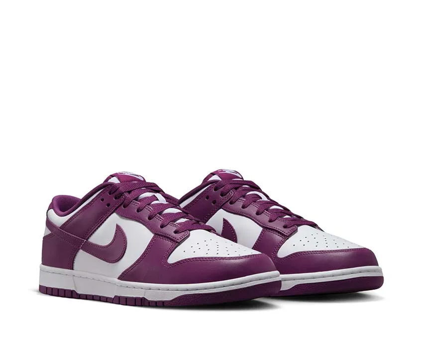 Nike Dunk Low Retro Nike retro-inspired sneakers