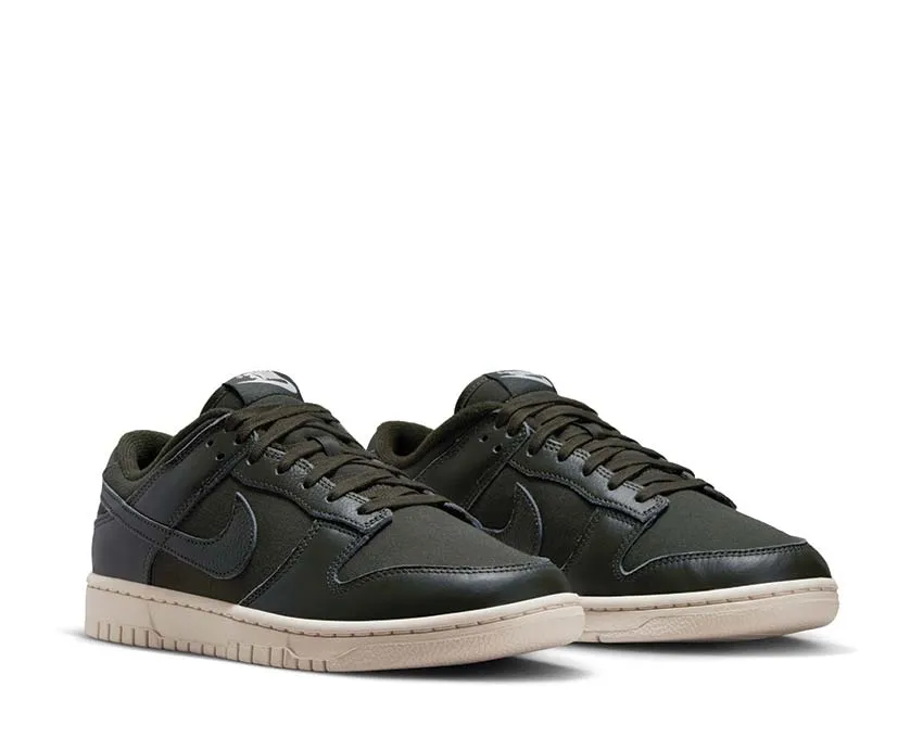 Nike Dunk Low Retro PRM Nike retro-inspired sneakers