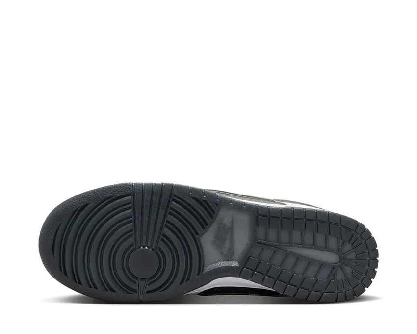 Nike Dunk Low Retro Prm Nike retro-inspired sneakers