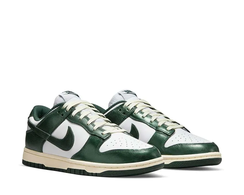 Nike Dunk Low W Nike retro-inspired sneakers